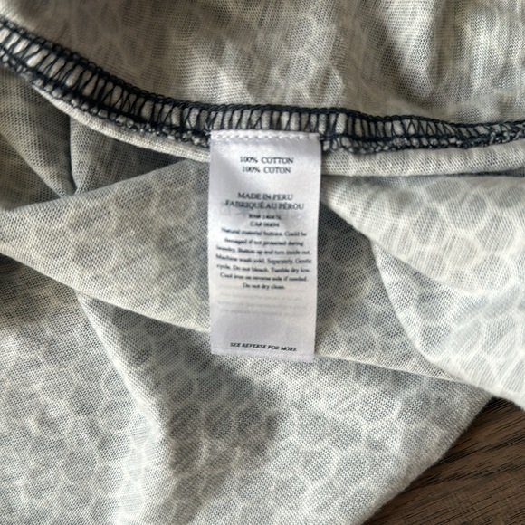 Faherty Blue Fishscale Batik Short Sleeve Shirt - Picture 4 of 5